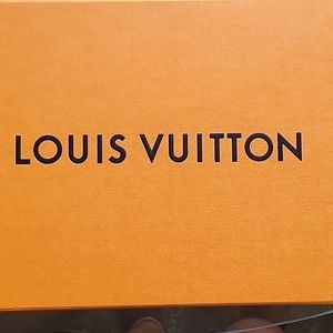 Louis Vuitton denim pump